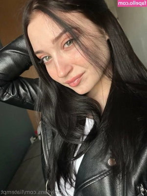 tinylia - You Are MINE