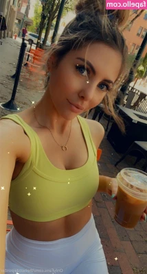 theodoraday - BRAND NEW FULL NUDE PREGNANT ON THE BEACH PICS!!!! Includes CLOSE UP