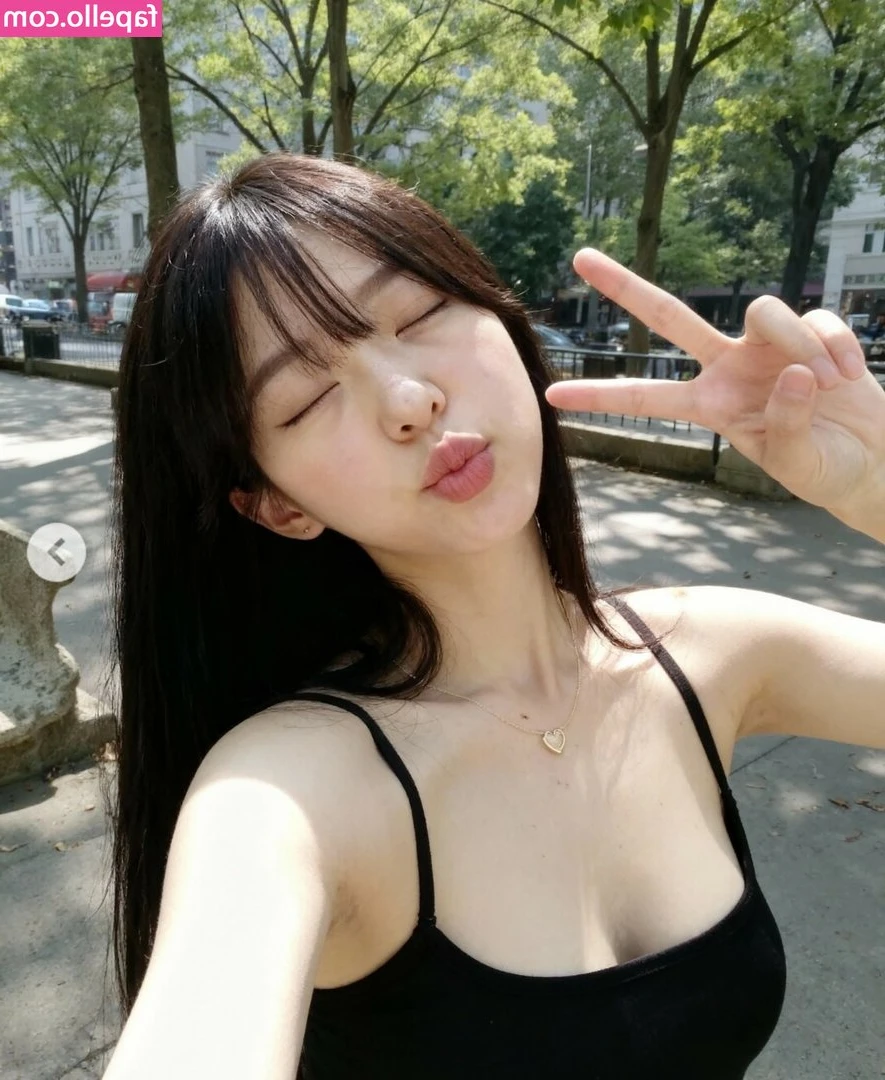 Sera Choi [ sera-choi ] - wanna have some fun ? dm me ;)