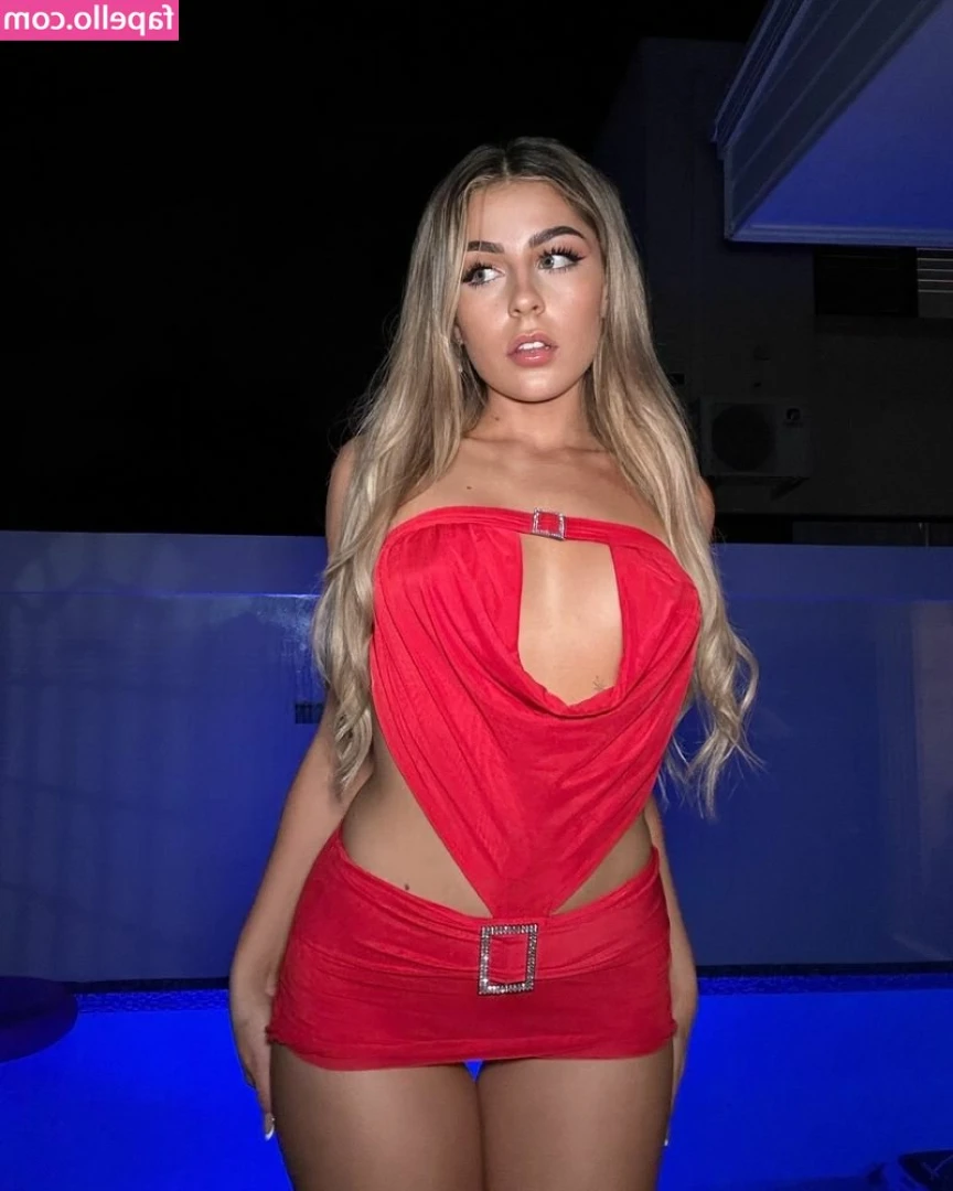 soley.urs [ soley-urs-1 ] - Being productive  Got laundry folded  made cinnamon rolls  brought