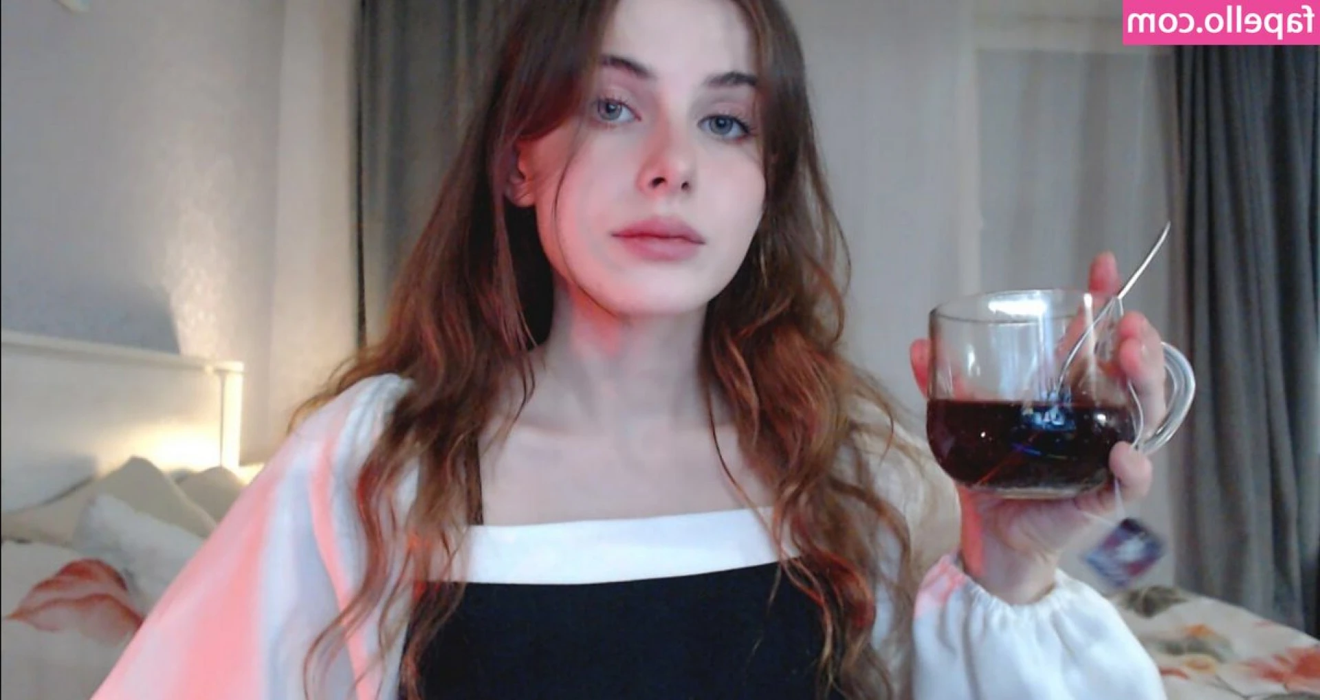 H0ney__Bunny [ h0ney-bunny ] - Could your face handle all of this?! 🔥👅