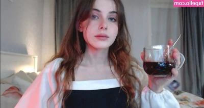 H0ney__Bunny [ h0ney-bunny ] - Could your face handle all of this?! 🔥👅