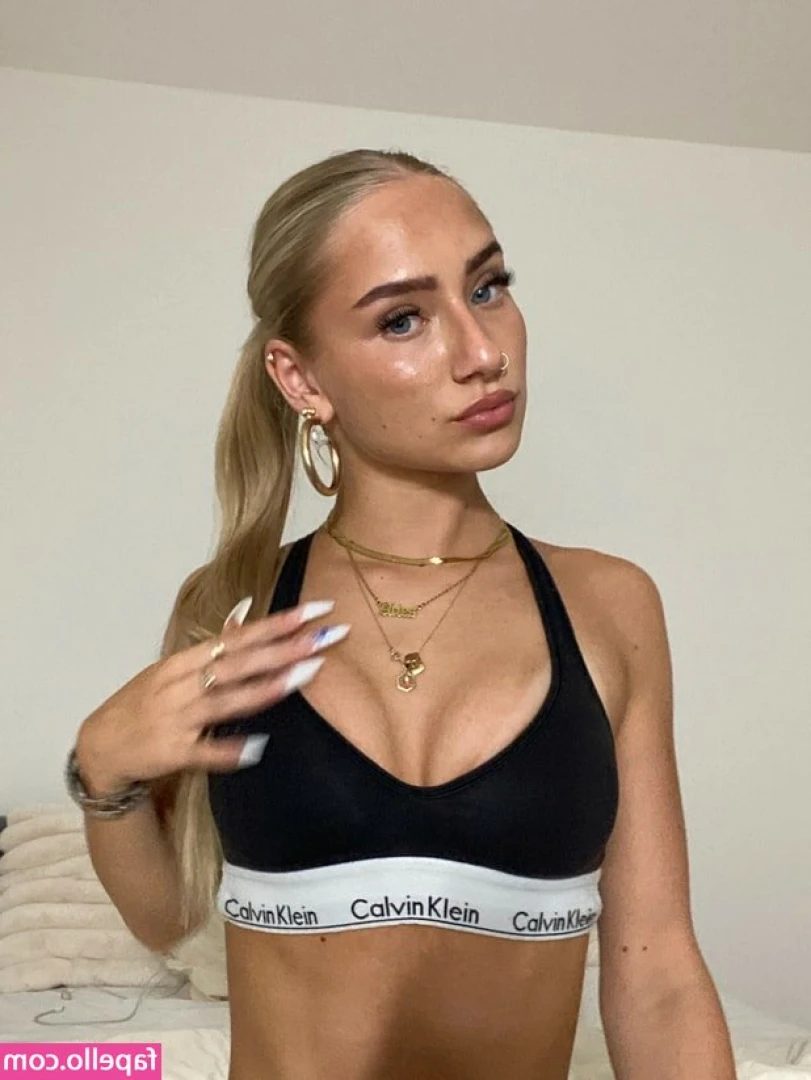 Blondata_gata [ blondata-gata ] - OMG 😱🥵... YES its happening ❗️ ... 50% OFF VIDEO CALLS