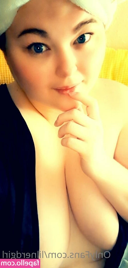 lilnerdgirl - babymariandre   FREE SUBSCRIPTION   ad