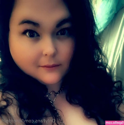 lilnerdgirl - daddy stuff me for christmas?