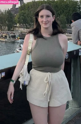 Josie L [ josie-l ] - Shaking