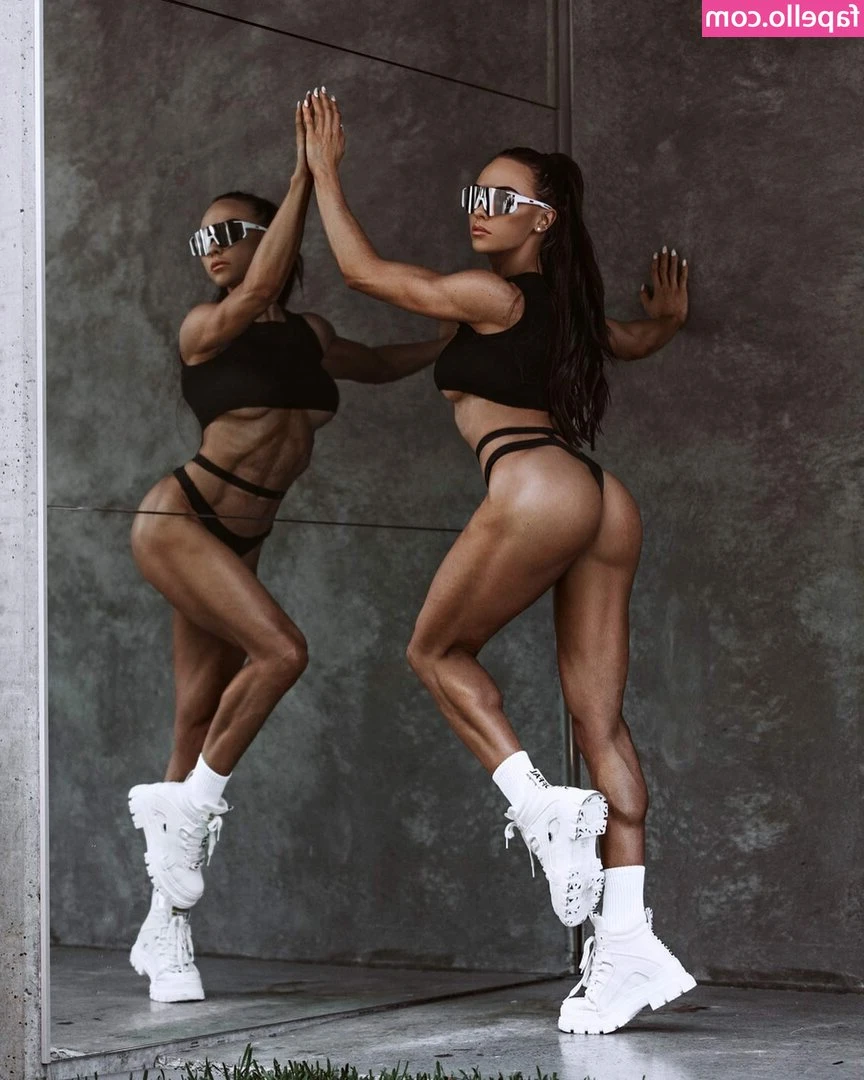 Taliha Paige [ taliha-paige ] - Photo  210 211 212 213  menace_imagery