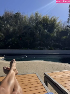 Yrsa Click [ yrsa-click ] - should we do it right on my chair? :pp