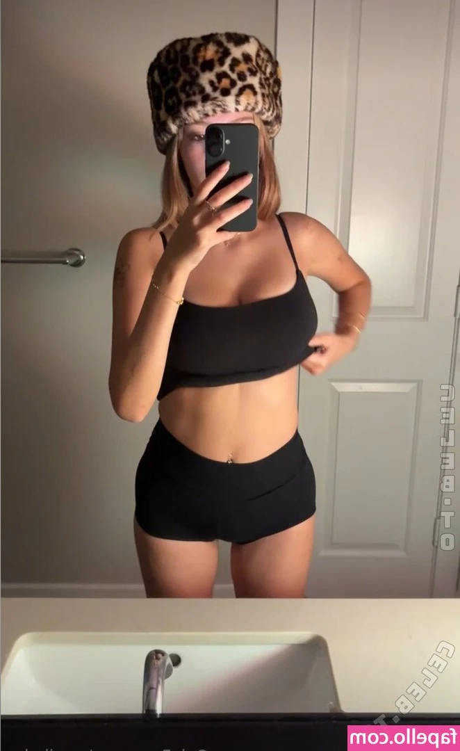 Pamibaby [ pamibaby-9 ] - What do you find most irresistible about my feet?