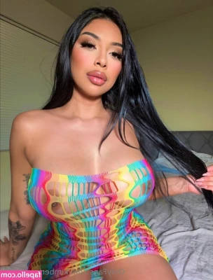 kimberlystarxo88 - oops  i laid out for a little too long