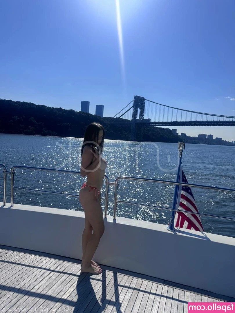 anamanguloo [ anamanguloo-1 ] - Ahh  feels good  Pedicure