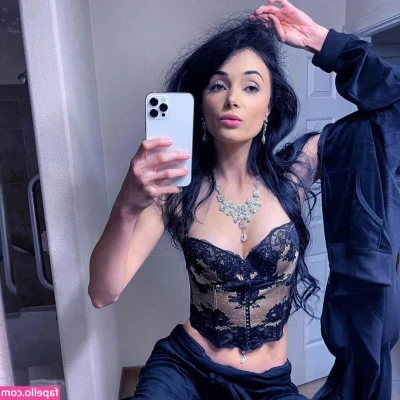 Sandra Georgia Popa [ sandra-georgia-popa ] - Miss you boo, here’s a little thank you treat from me to you 😘