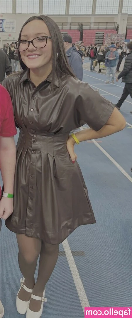 Izzy Moreno / ItsIzzyMania [ izzy-moreno-itsizzymania ] - Hey Guys     Attention  From the first of October I will change my OF