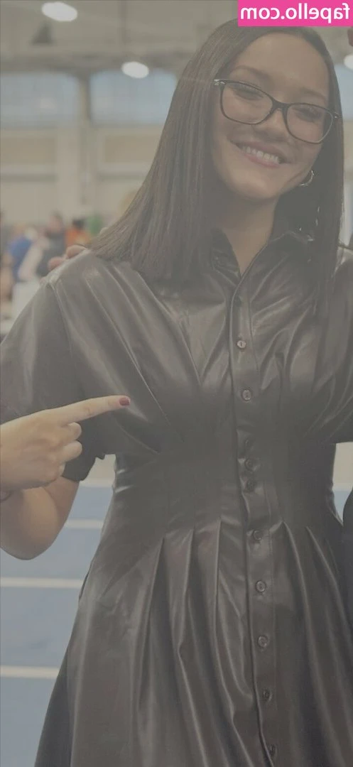 Izzy Moreno / ItsIzzyMania [ izzy-moreno-itsizzymania ] - Hi babes subscribe FOR FREE https onlyfans com velvet_barbie Won t be