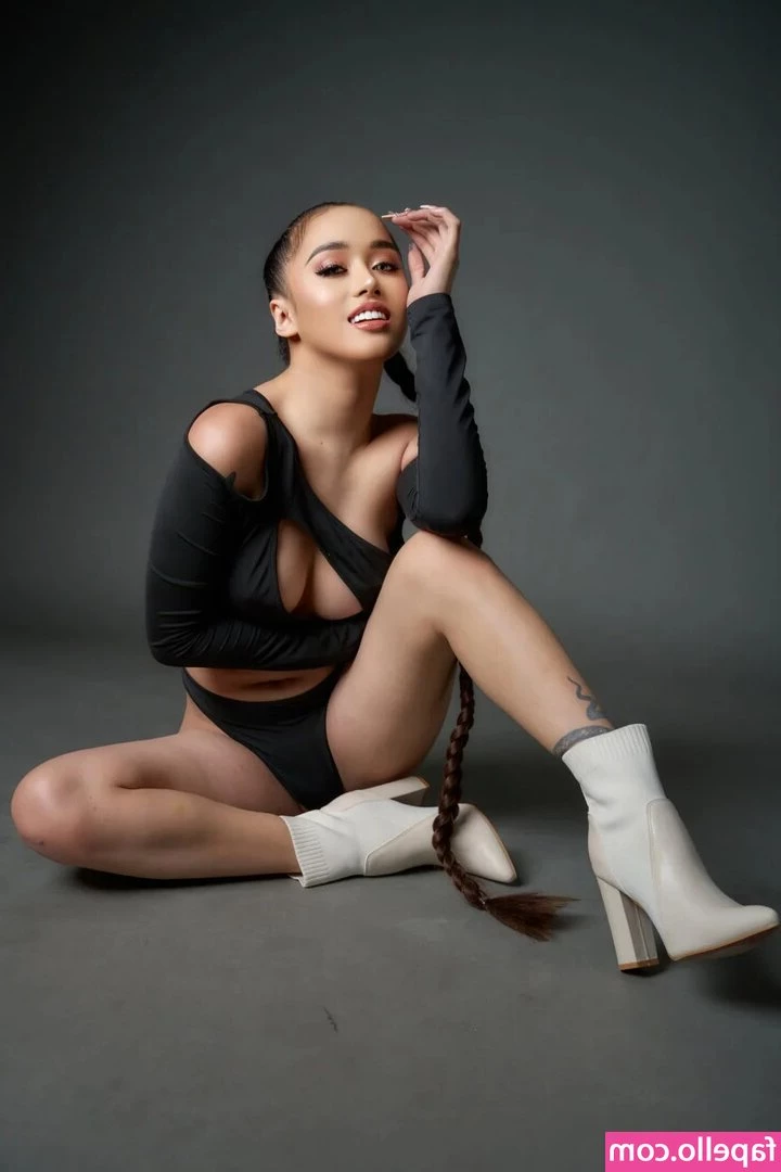 Carrie Colby [ carrie-colby ] - 🍒 hola sexiii 🍒