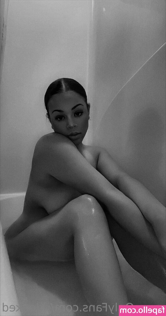 ri.leaked [ ri-leaked ] - Put me on your wish list