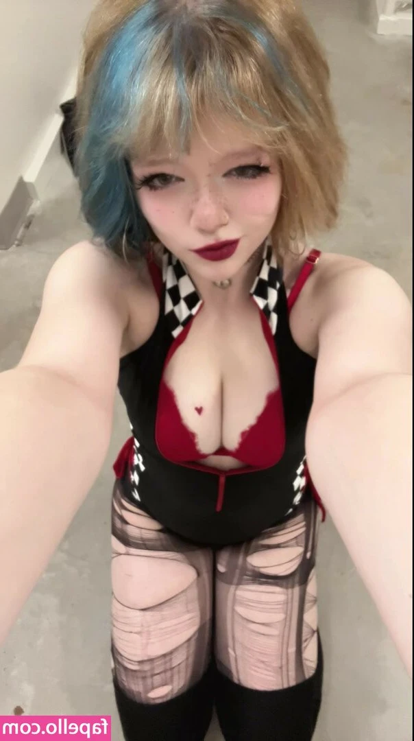 grey._.tug9 [ grey-tug9 ] - Do you like navels  And the inflamed bellies  So this is your video 