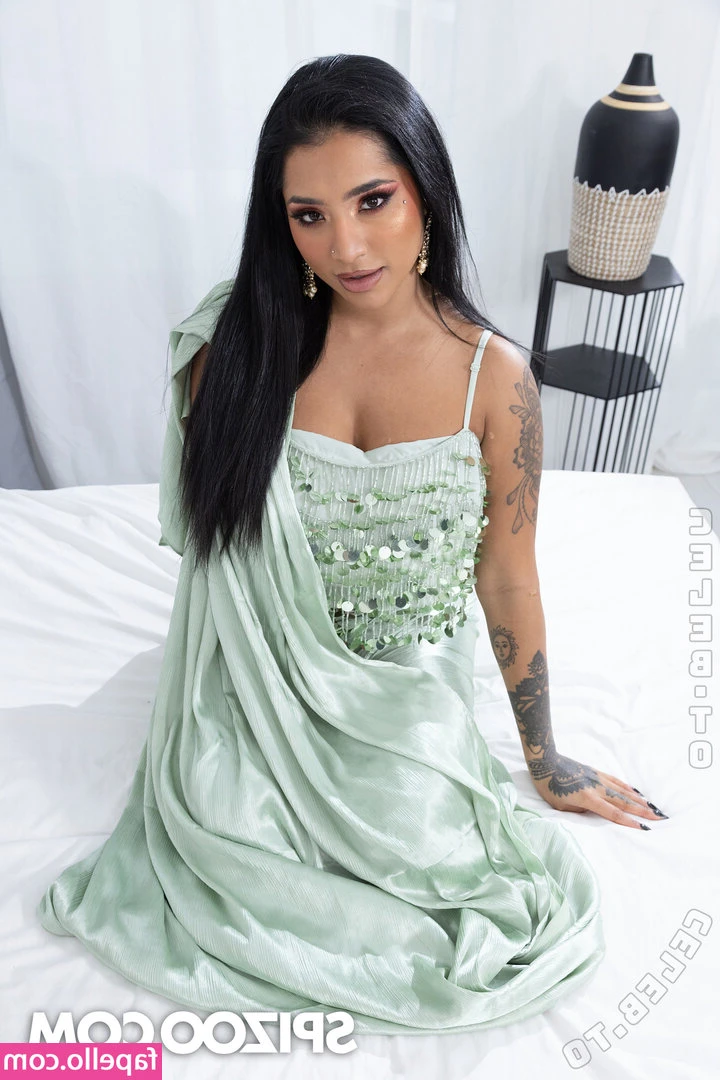 Yasmina Khan [ yasmina-khan-36 ] - Such a peach for you to eat  fuck  and do whatever you want with