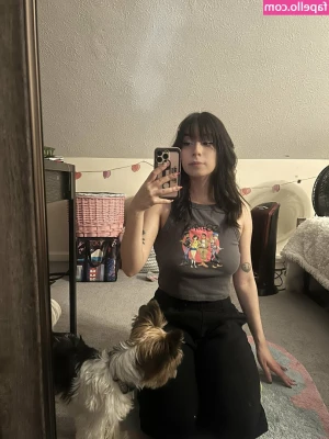 prettyalchemist - Quick post-gym  pre-shower load  With a side of jiggly tits     What