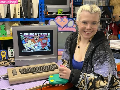 Kari Lawler [ kari-lawler ] - Won't stay in anything 😂