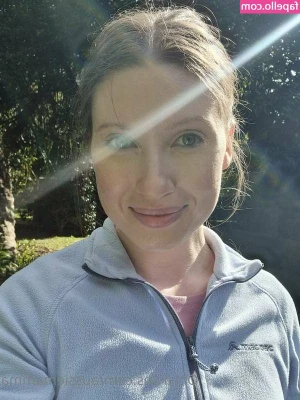 Poppy Brightwater [ poppy-brightwater ] - Naughty Gothic CamGirl    last night show was so fun