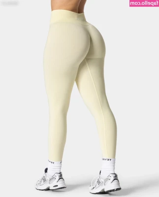 Rubi_ste [ rubi-ste ] - How it started / how it’s going: biggest plug I own edition 🥴💦