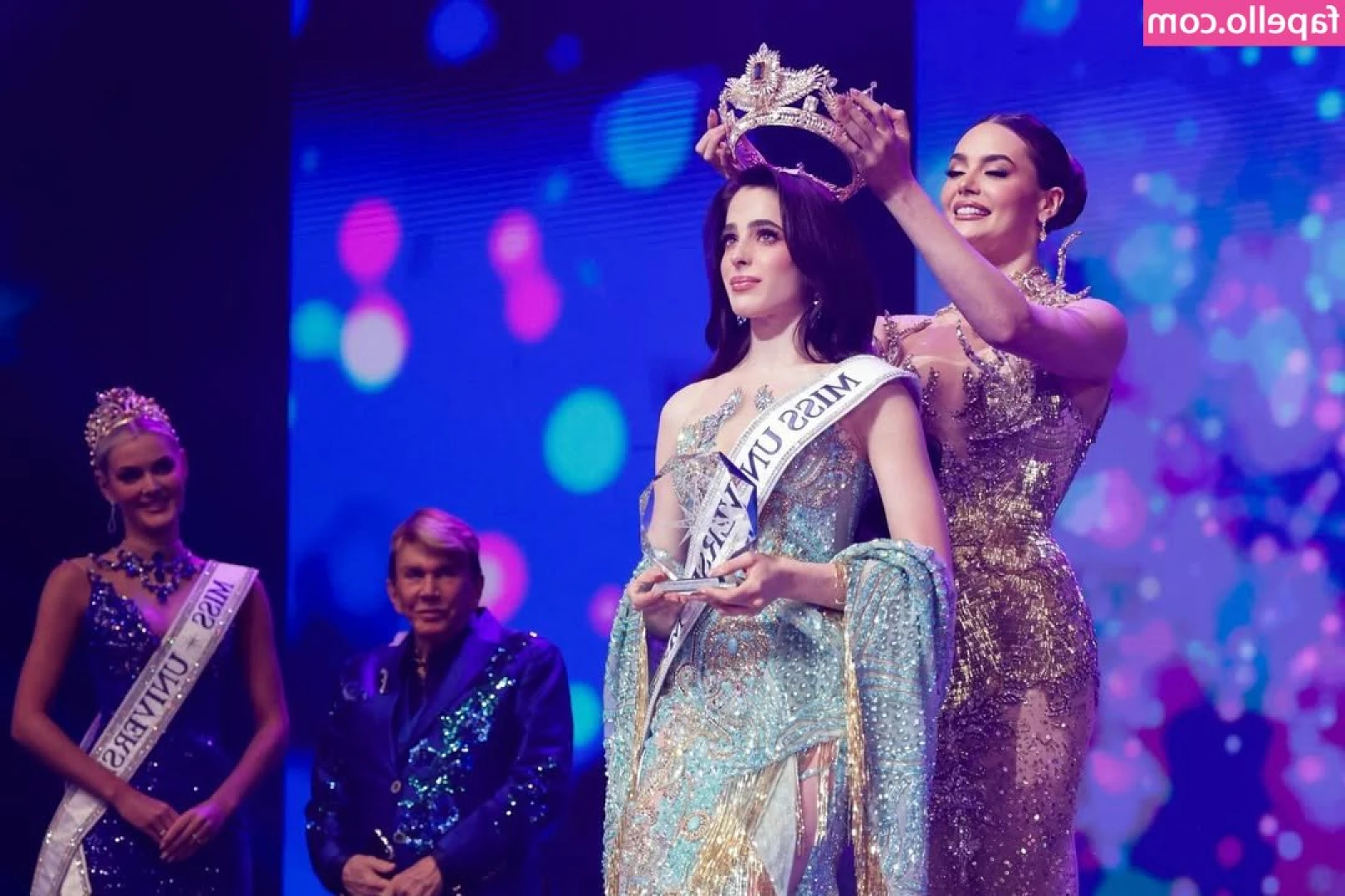 Fatima Bosch [ fatima-bosch ] - Back home. Reality 😿