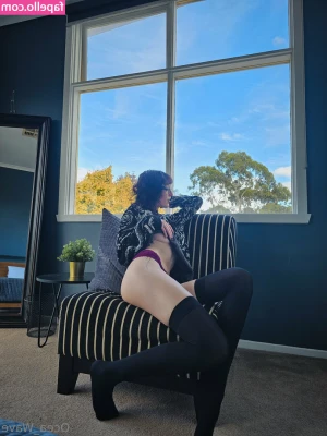 ocea_wave [ ocea-wave-12 ] - Goth Girlfriend