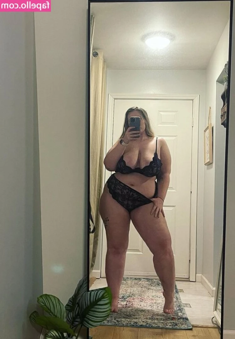 Wonderlanddd - I m like the frailest not old person I ve ever met