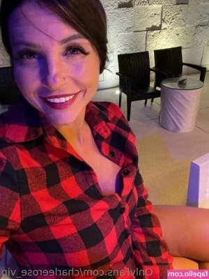 Mommy Char [ mommy-char ] - Check your DM's to see what I've been upto today 🤭