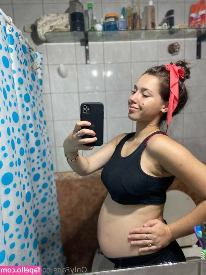 Trini Latina [ trini-latina ] - Top down