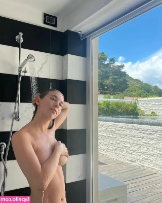 Salah Jeffries [ salah-jeffries ] - 3️⃣ days! another fun fact..   ✨ My favorite city I’ve ever