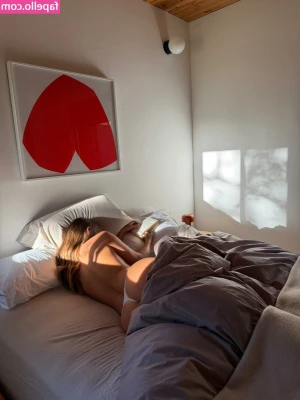 Lola Juarez [ lola-juarez-44 ] - Successfully stuffed