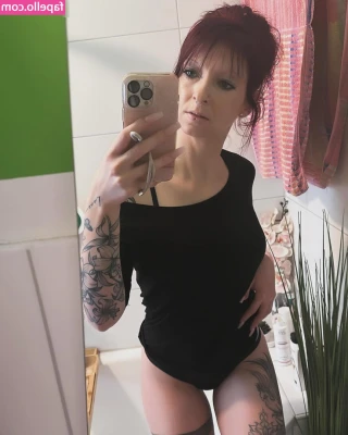 Nicole Anna [ nicole-anna ] - grab on to my hips 🥰💙🌸✨