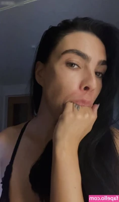 Krissiswrld - Hi hi y all  I ve been recovering from a skin condition flare up  I