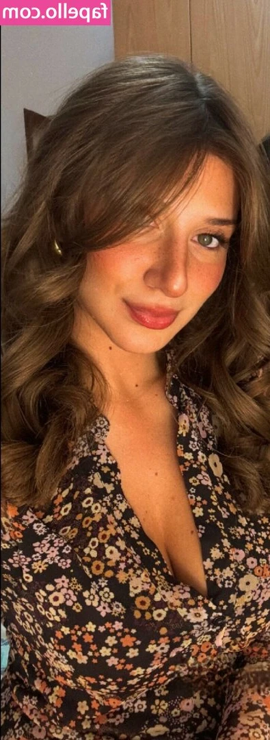 Laura Di Russo [ laura-di-russo ] - It s been a long day but I m free now  Speaking of which  I was