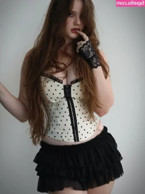 Isabella Ardley [ isabella-ardley-21 ] - Hope you will be naughty to me