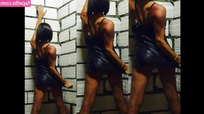 Flor De La V [ flor-de-la-v ] - Gus morning daddy    let me get your day started right