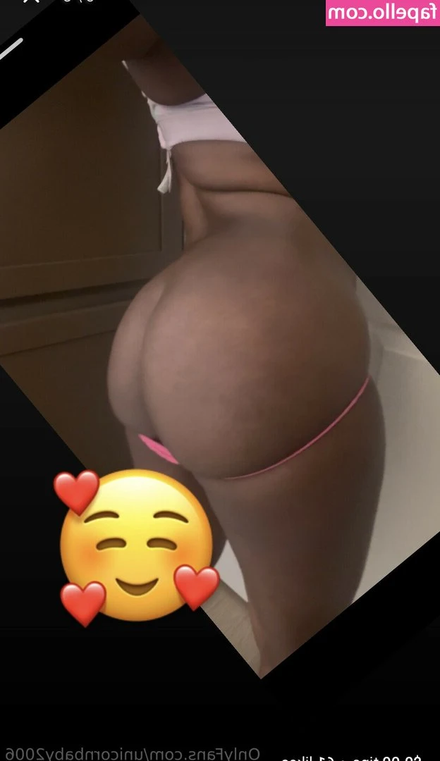 Nicecollegegirl - Would you share your candy cane with me