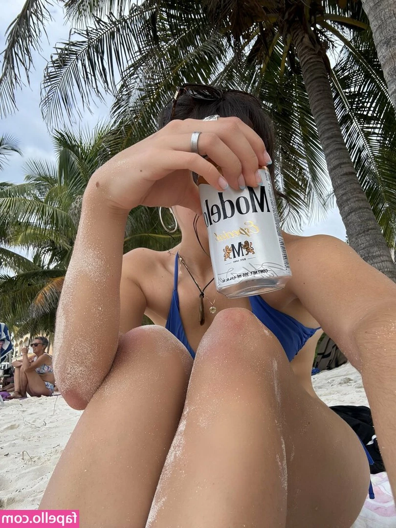 jesus-et-cetera - bored and alone  but if you want more photos of my feet with a dm