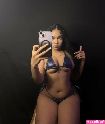 Indiyababy - A peek down by my creek💕