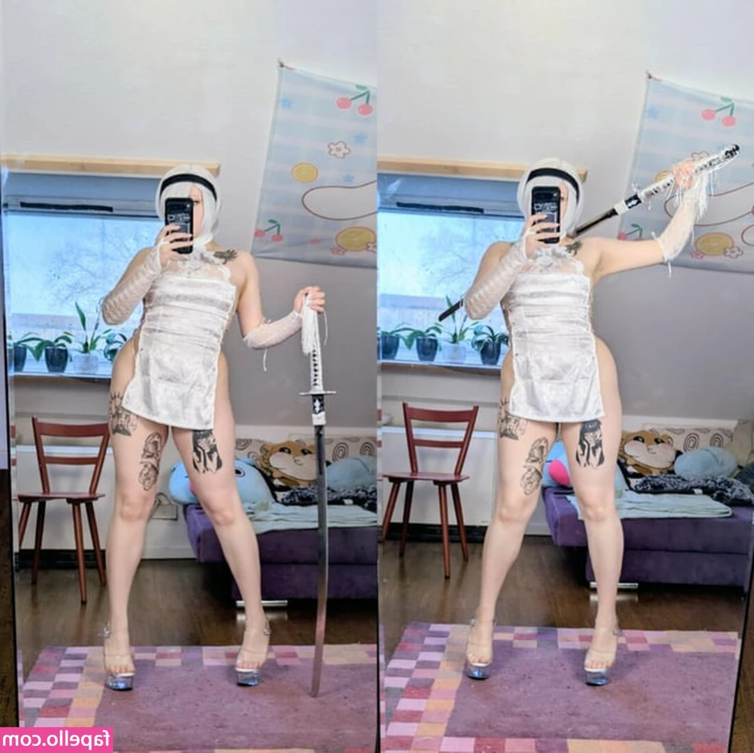 Lulumiin - Don't you think I would look so sexy in these? ❤