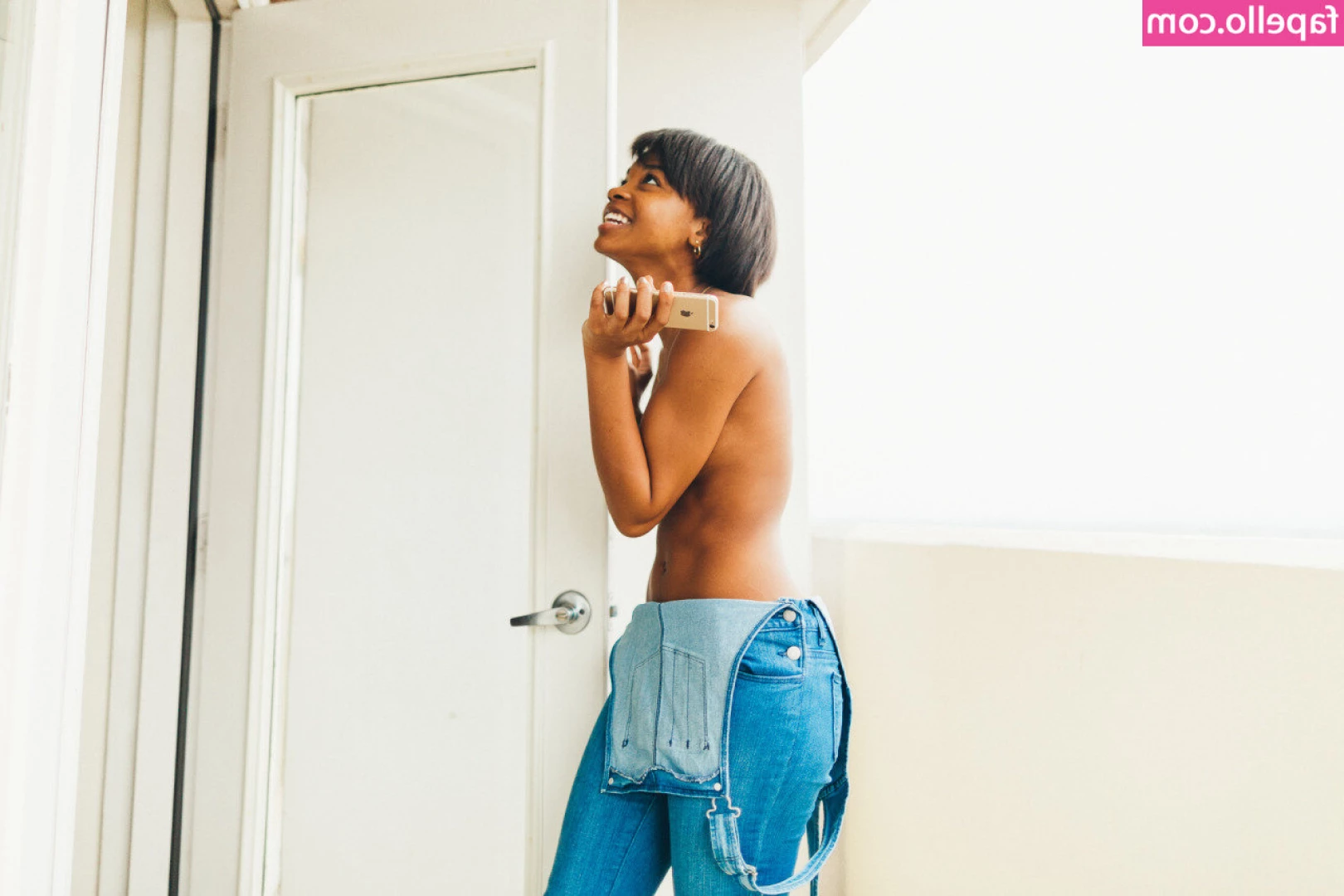 Cierra Vegas [ cierra-vegas-1 ] - Cum on me