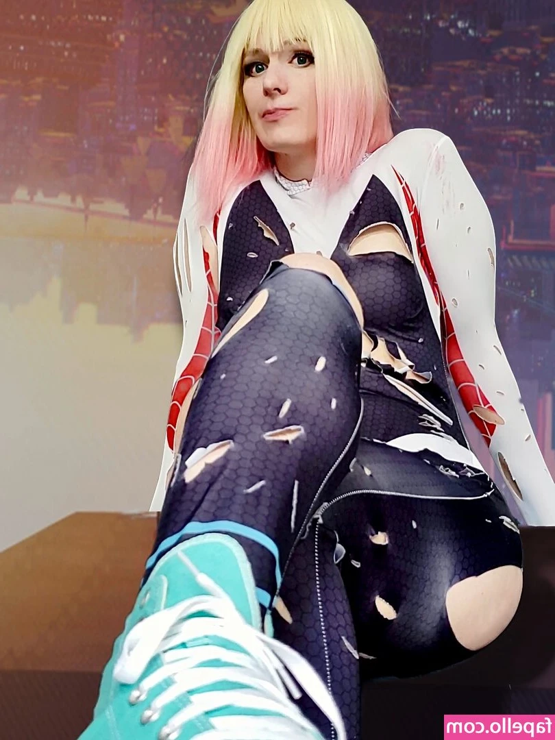 Mina Draculina [ mina-draculina ] - Good morning world