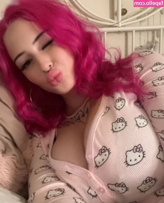 Valeria Maria [ valeria-maria ] - 🚨 [TLDR: less cosplay/themed sets, more casual] content update: