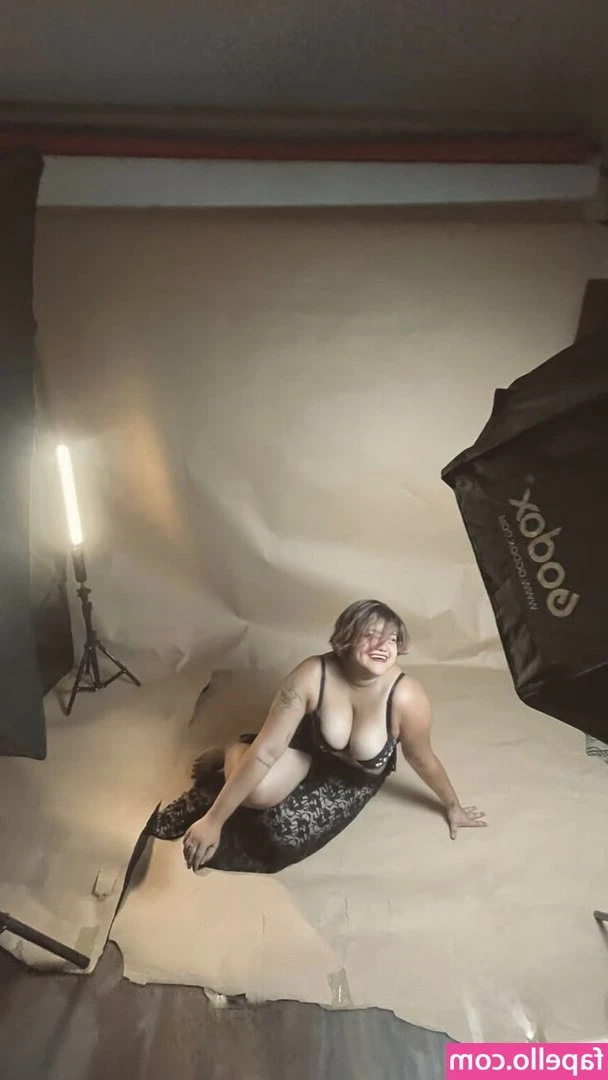 Ipsita Deuty [ ipsita-deuty ] - Would you hire me as your secretary? 📇📓🖊