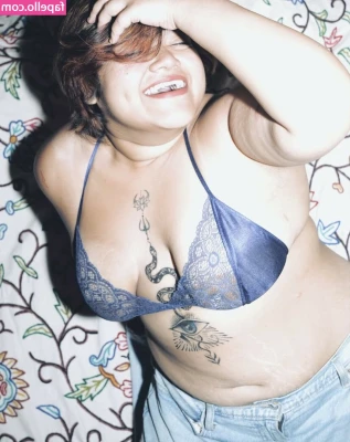 Ipsita Deuty [ ipsita-deuty ] - Would you hire me as your secretary? 📇📓🖊 part 1