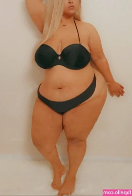 uilanibabe - Is that your wand in your pocket  Or just excited for class