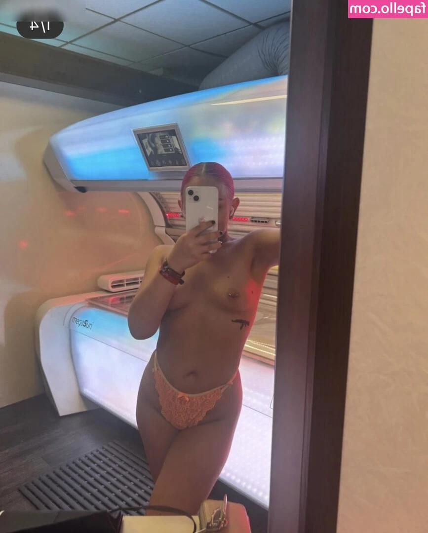 rdelicious666 - On my back again baby    Tits out and an Unprotected Dic   Fucking my