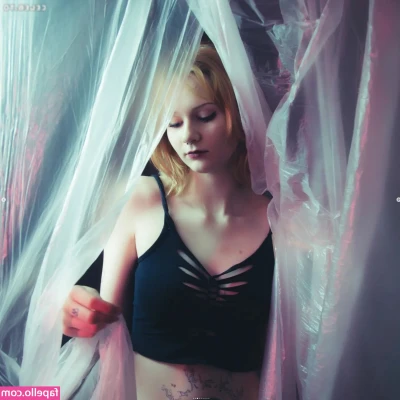 Charlie2003 - I took a lot of (bad) selfies to tell you to go check your messages